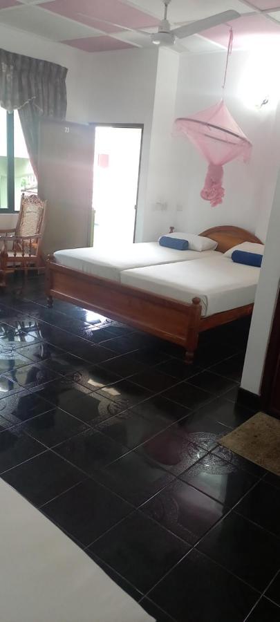 Ocean View Tourist Guest House At Negombo Beach Near The Airport Luaran gambar
