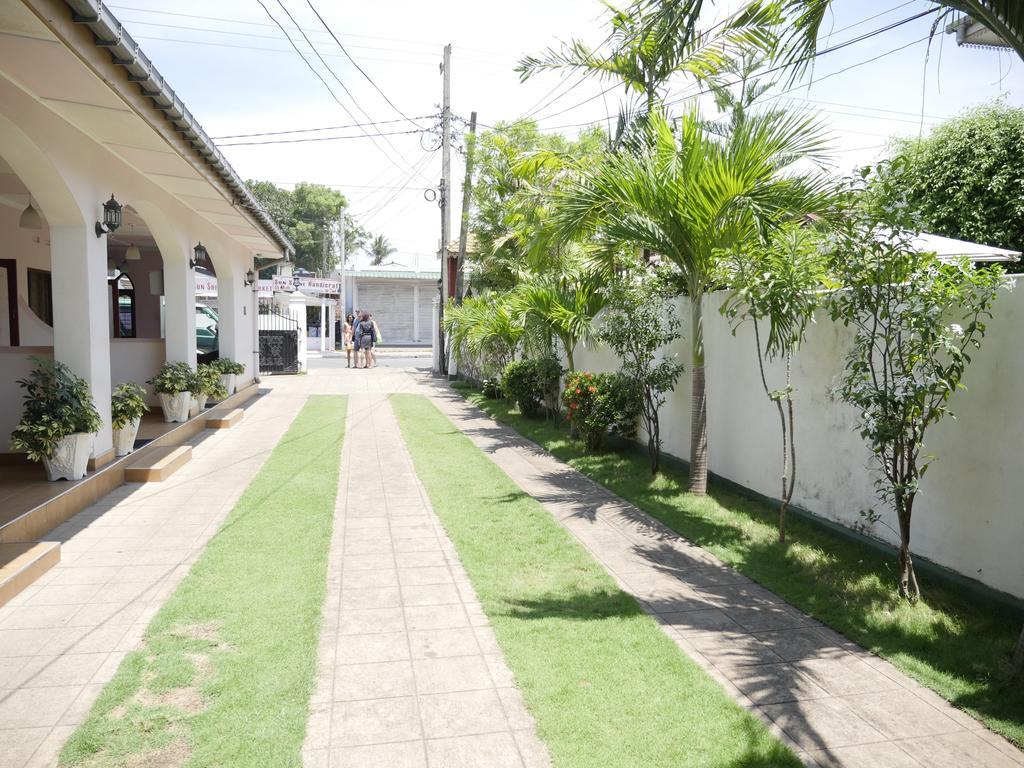 Ocean View Tourist Guest House At Negombo Beach Near The Airport Luaran gambar