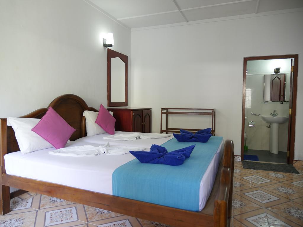 Ocean View Tourist Guest House At Negombo Beach Near The Airport Luaran gambar