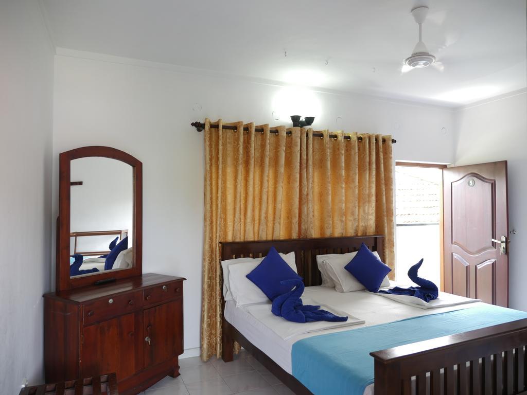 Ocean View Tourist Guest House At Negombo Beach Near The Airport Luaran gambar