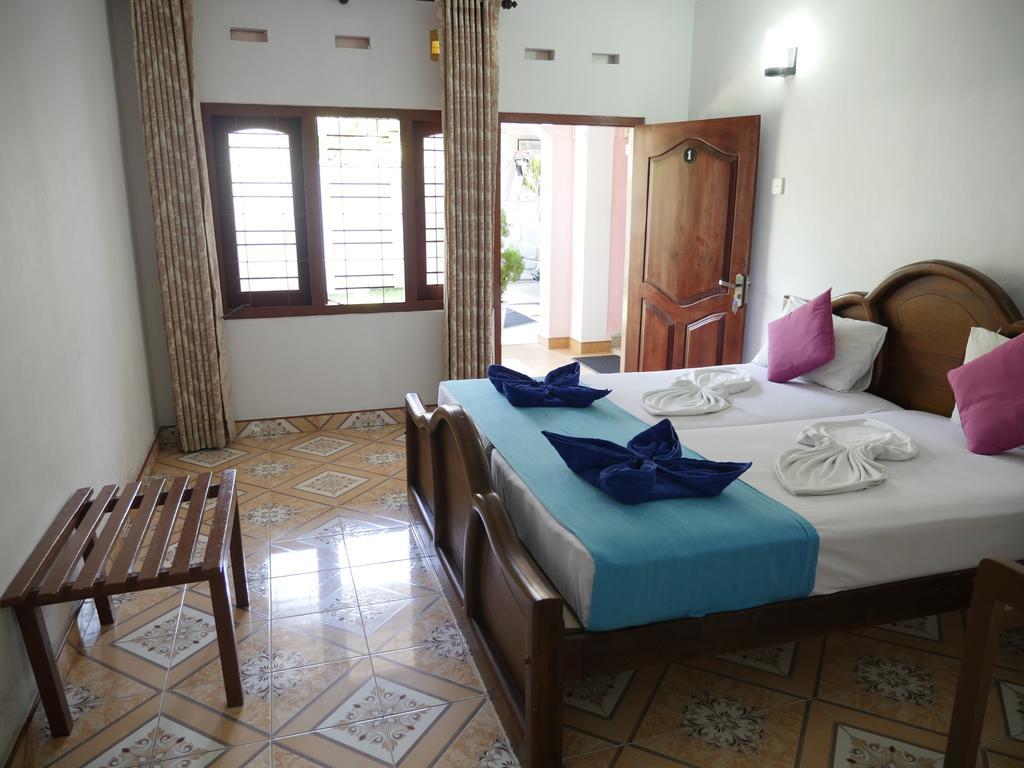 Ocean View Tourist Guest House At Negombo Beach Near The Airport Luaran gambar